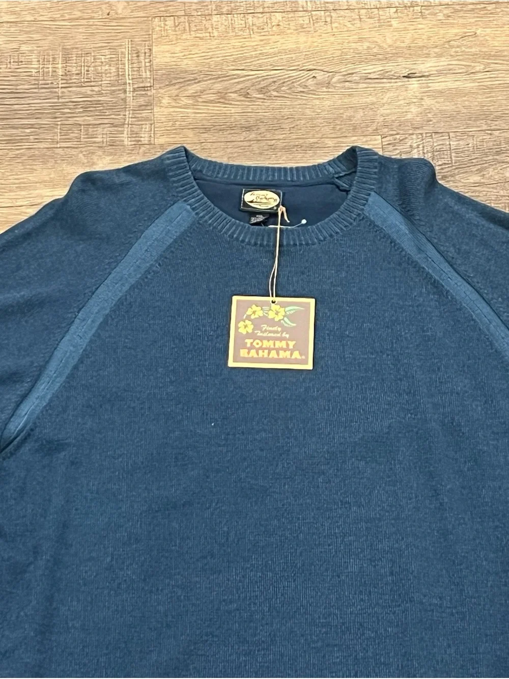 Nwt mens xl Tommy Bahama blue sandpiper crew Crewneck Sweater